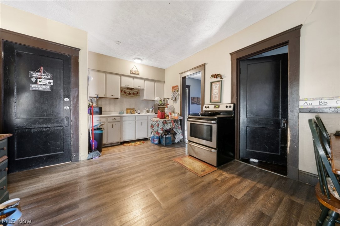 Washington Park Blvd - Residential Income