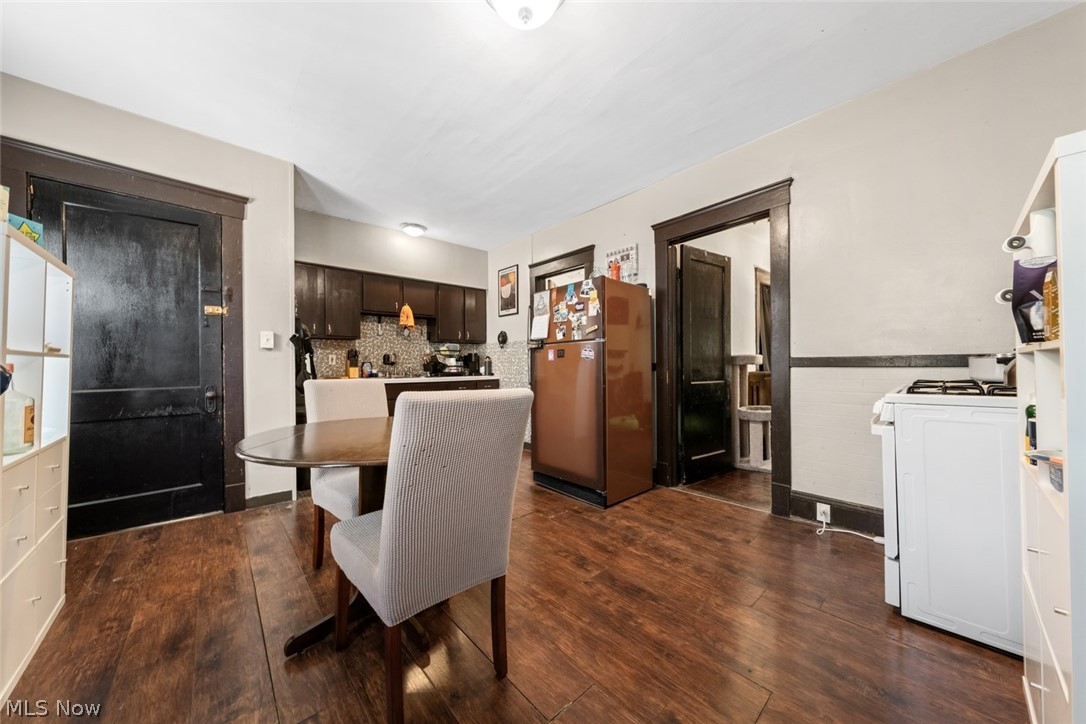 Washington Park Blvd - Residential Income