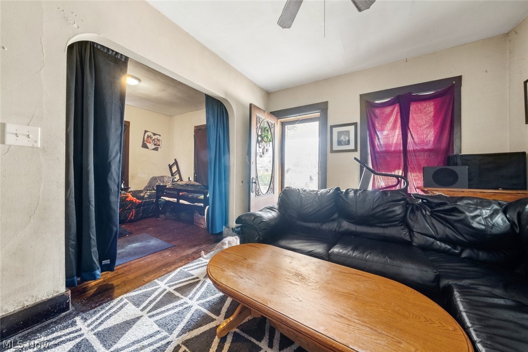 Washington Park Blvd - Residential Income