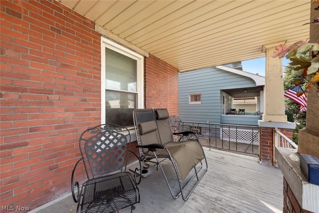 Photo of 4302 Bridgeview Avenue, Newburgh Heights, OH 44105 (MLS # 5192256)