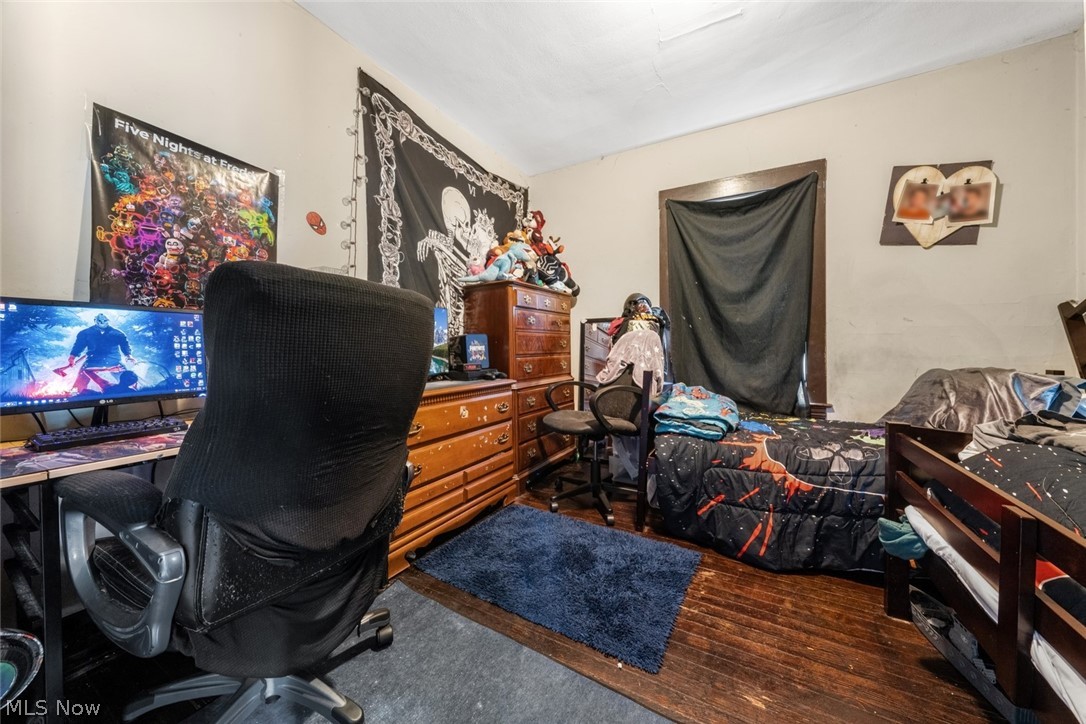 Washington Park Blvd - Residential Income