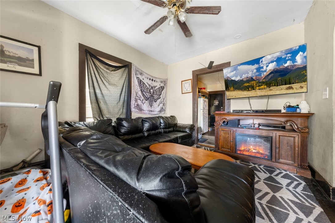 4302 Bridgeview Avenue