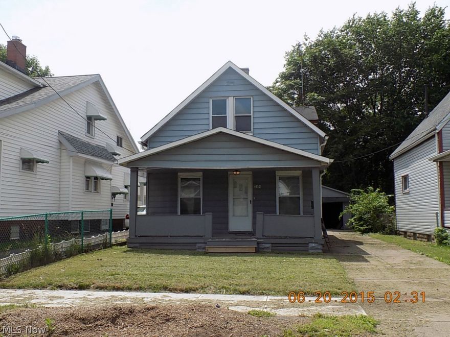 Large 4/5 Bedroom, 2 full bath home that has seperate entrances. It can be used as a large single family, 2nd floor could be used as an inlaw suite or as an additional rental unit. Home is aluminum sided with some newer windows, has updated plumbing, electric and furnace. Features a large eat in kitchen, formal dining room, 2 car garage, long cement driveway and a fenced in back yard. Solid home that won't take much to turn!