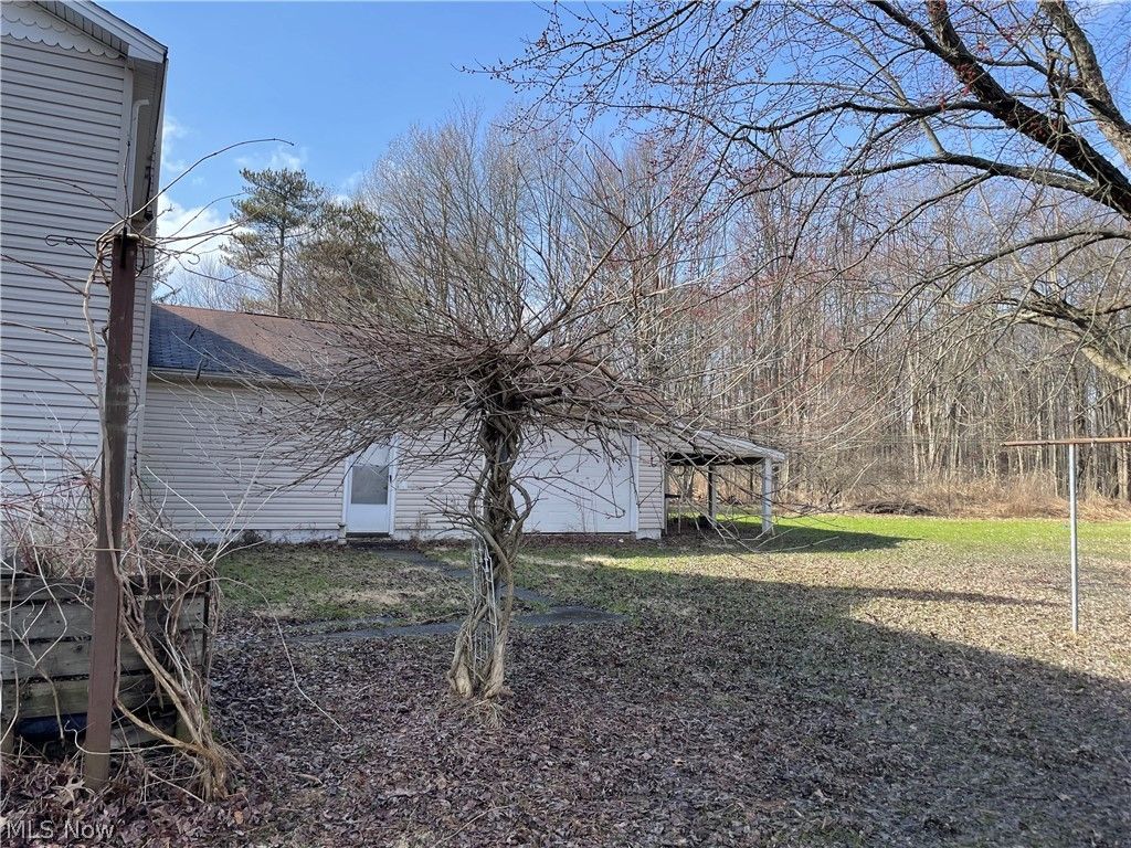 Photo of 13004 Chardon Windsor Road, Chardon, OH 44024 (MLS # 5197570)