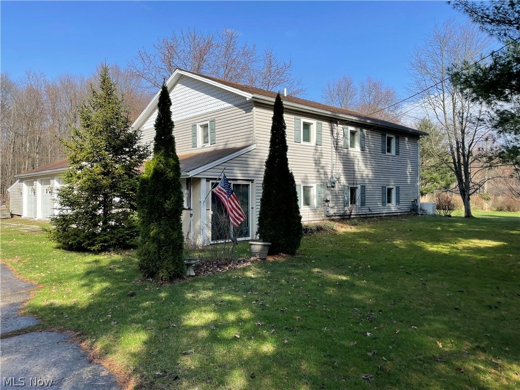 Photo of 13004 Chardon Windsor Road, Chardon, OH 44024 (MLS # 5197570)