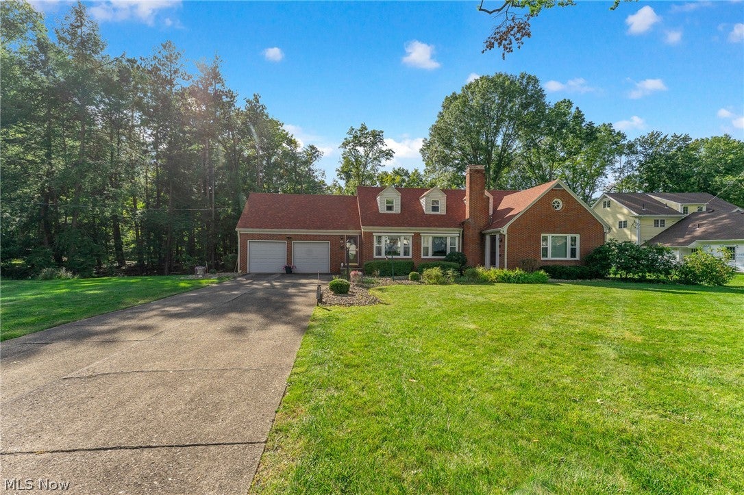6128 Lundy Lane