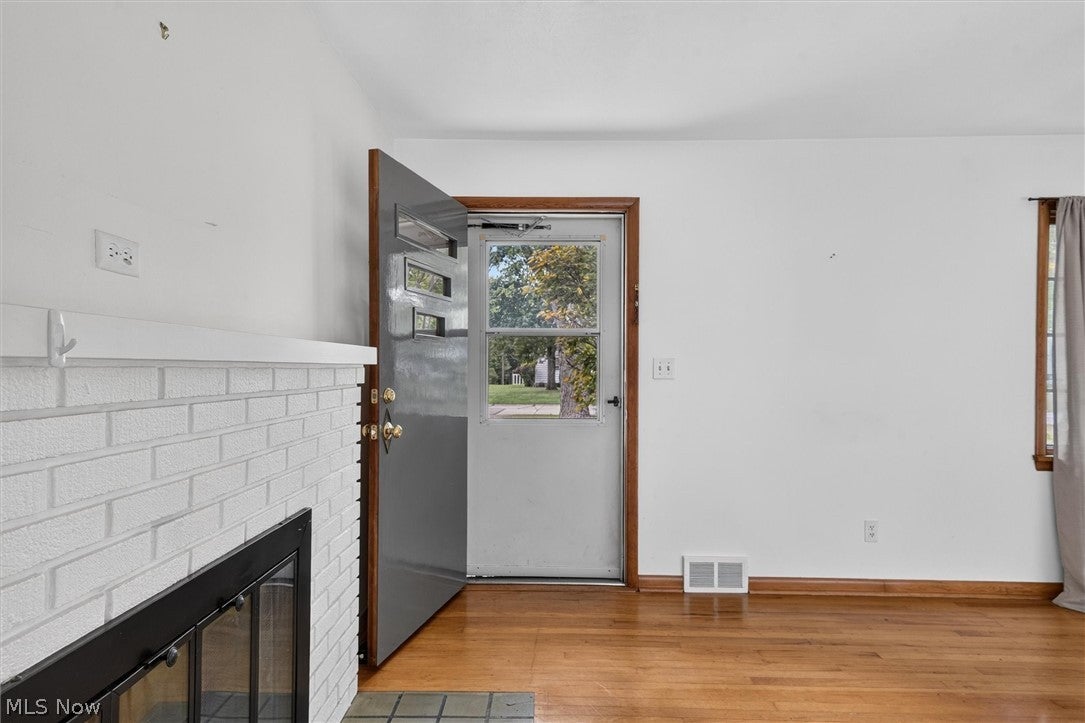 241 Montrose Way