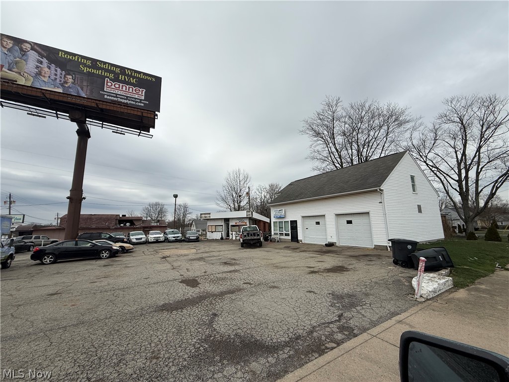 Patchens - Commercial Sale