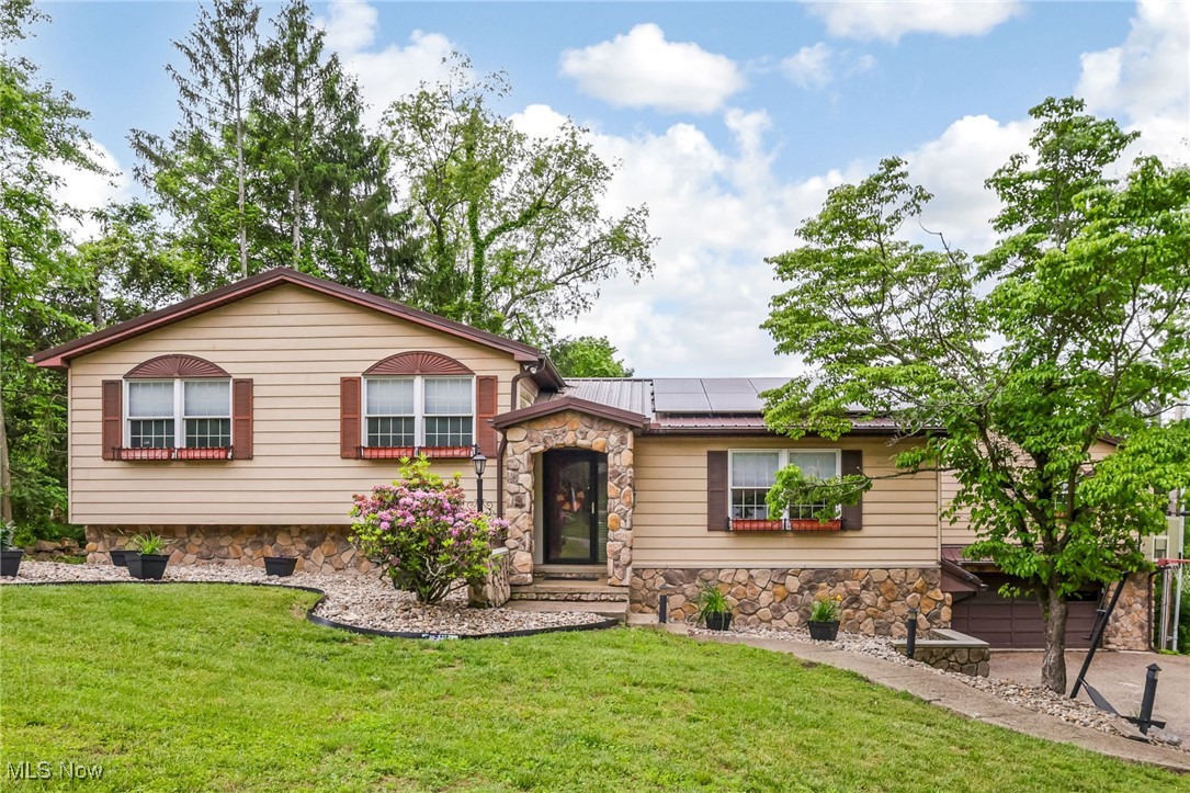2015 Dunzweiler Drive, Zanesville, Ohio image 1