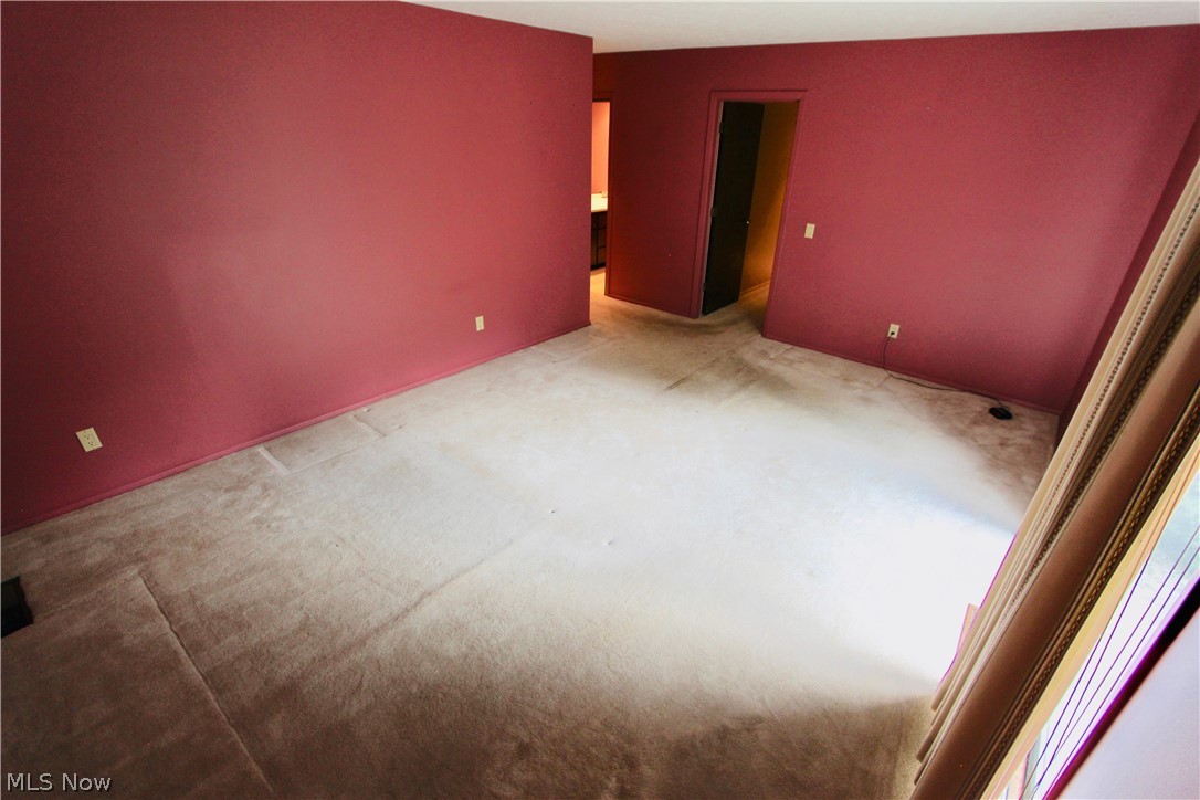 Meadows Condo - Residential