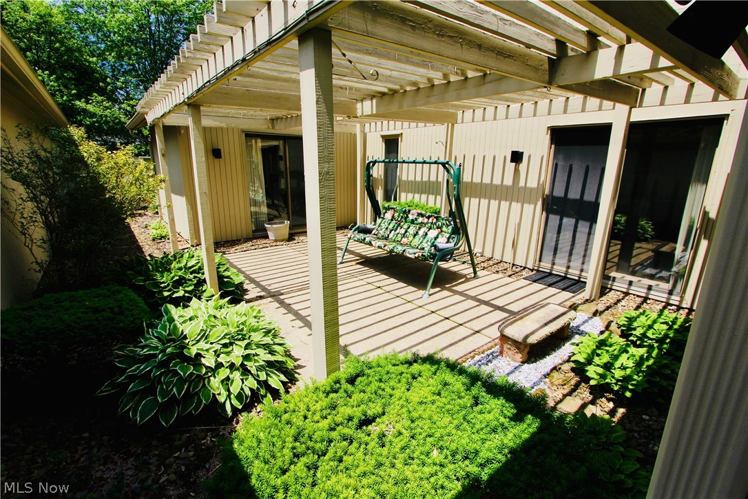 Meadows Condo - Residential