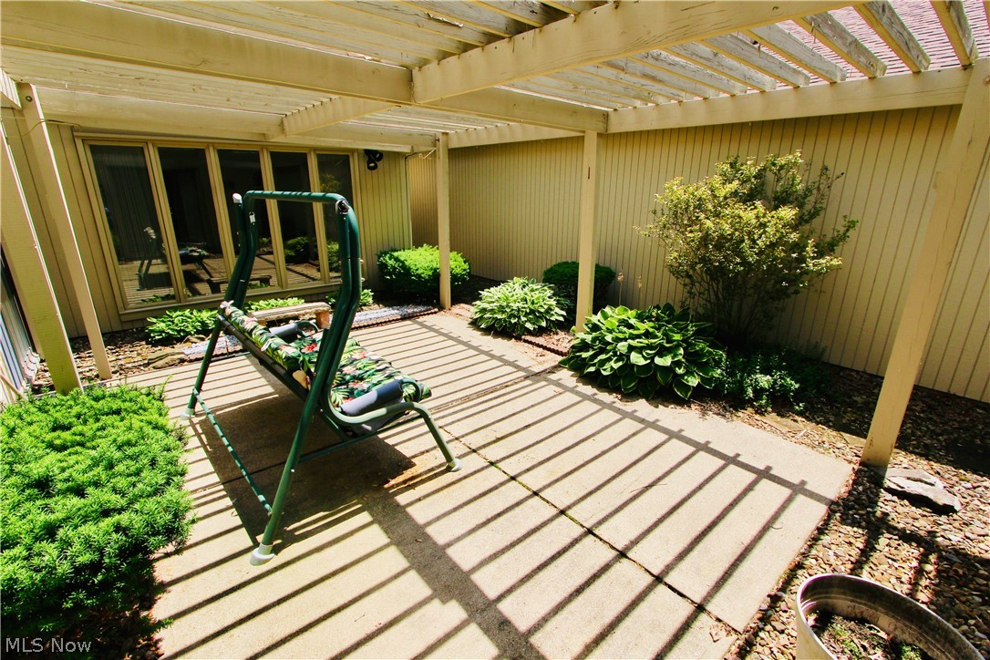 Meadows Condo - Residential