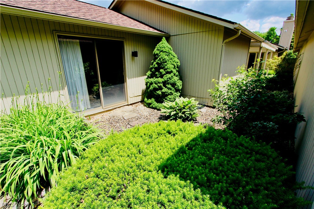 Meadows Condo - Residential