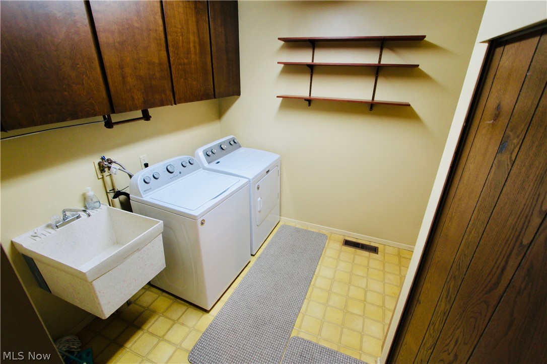 Meadows Condo - Residential