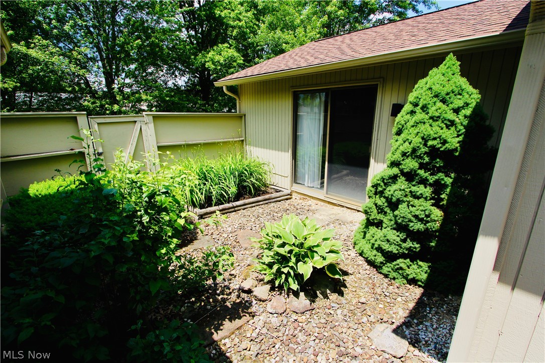 Meadows Condo - Residential