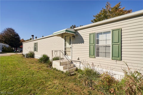 Tiny photo for 2661 Stoneyridge Drive, Madison, OH 44057 (MLS # 5255492)