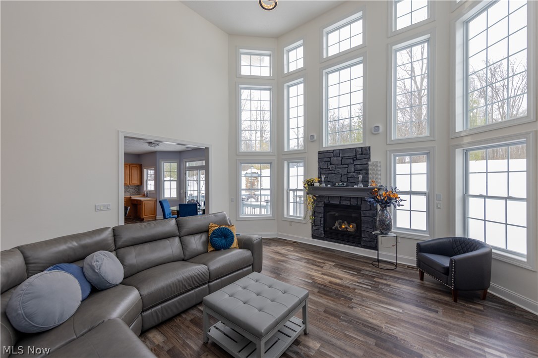 Brook Hollow Preserve - Residential