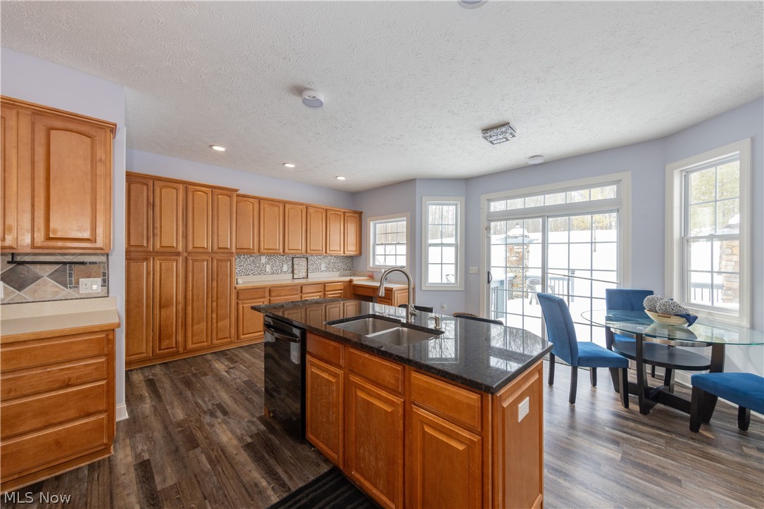 Brook Hollow Preserve - Residential