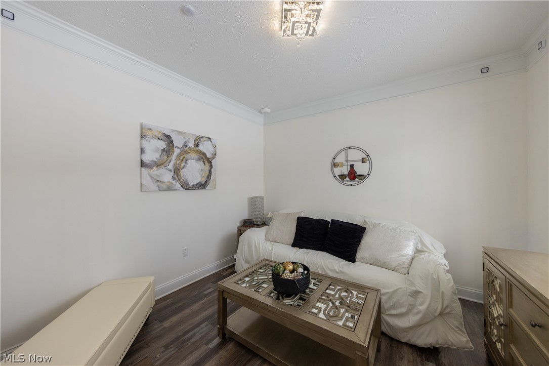 Brook Hollow Preserve - Residential