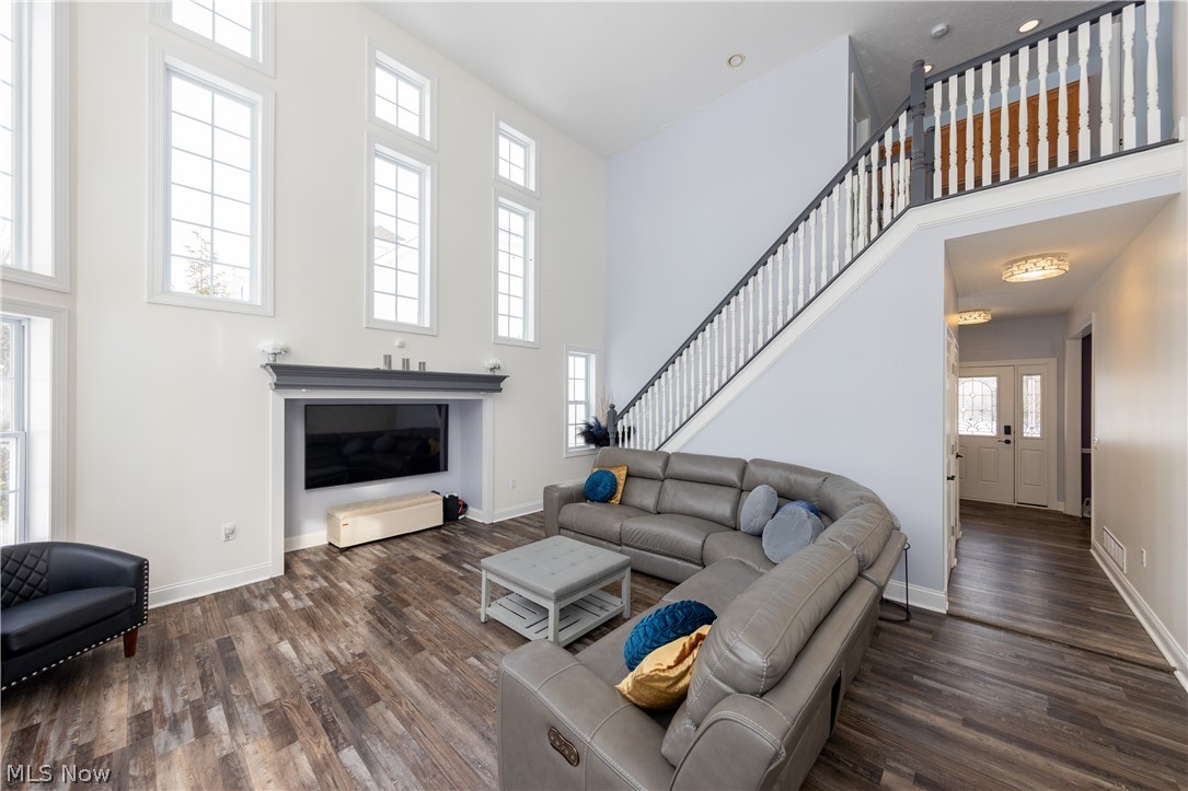 Brook Hollow Preserve - Residential