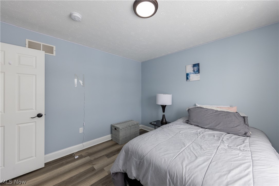 Brook Hollow Preserve - Residential