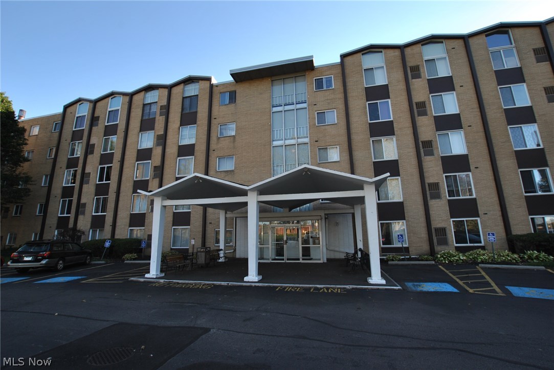 Kings Path Condo - Residential