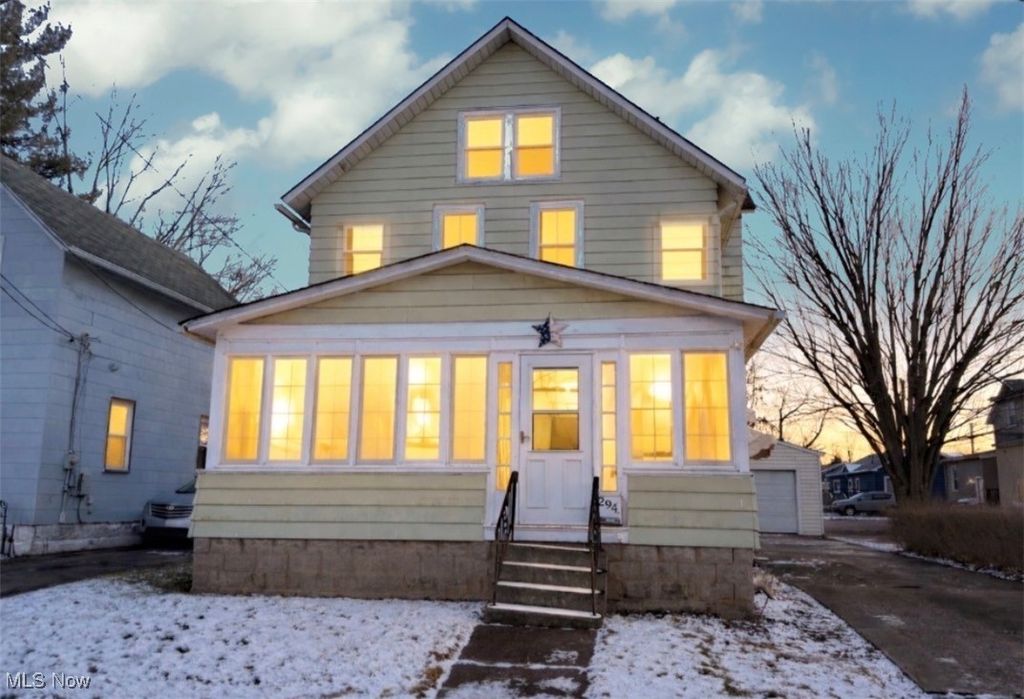 Photo of 294 16th Street, Elyria, OH 44035 (MLS # 5181074)