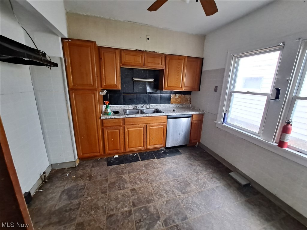 Shaker Overlook Land Companys - Residential