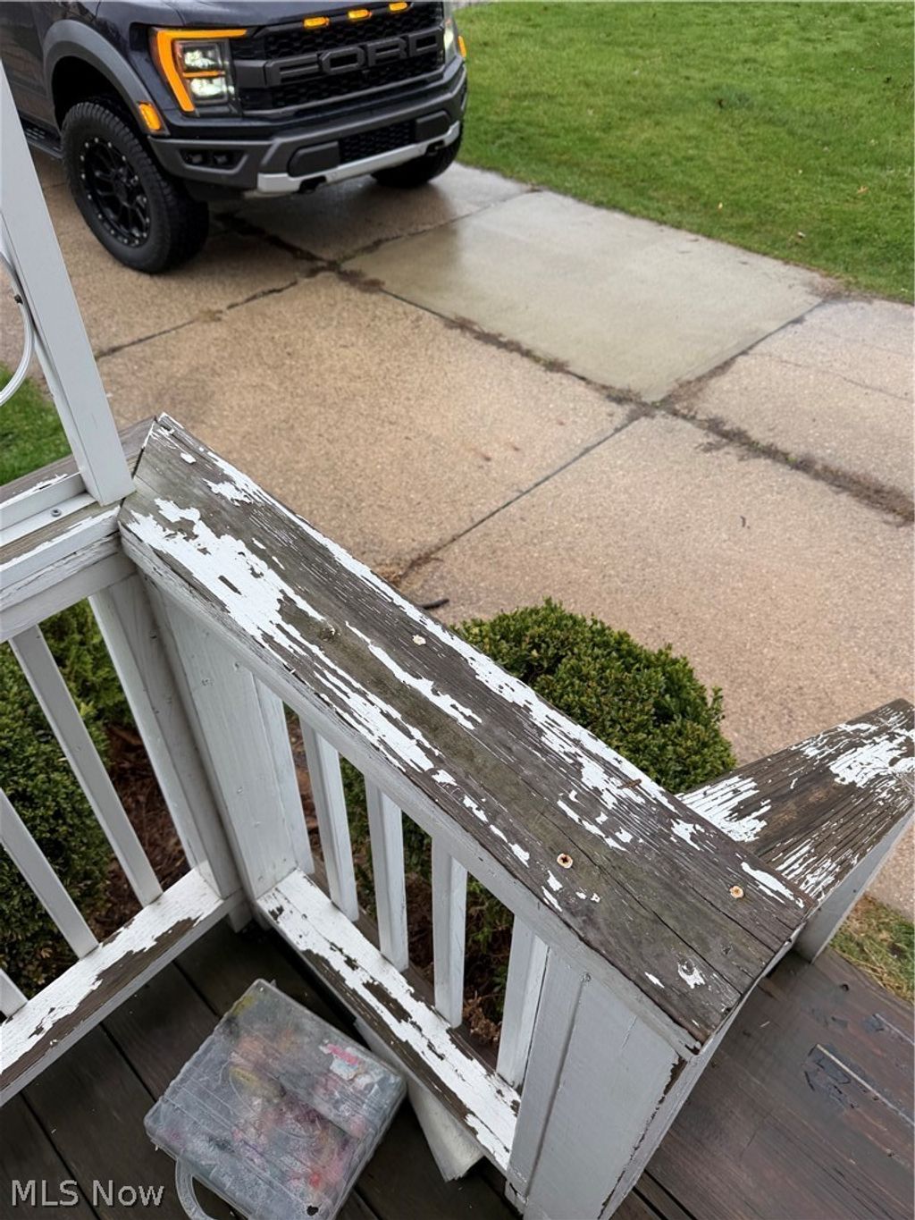 Photo of 654 E 240 Street, Euclid, OH 44123 (MLS # 5197994)