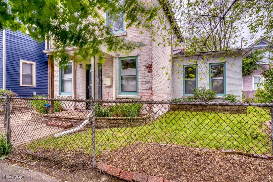 Cleveland, Ohio 44113, United States, 3 Bedrooms Bedrooms, ,1 BathroomBathrooms,Residential,Active,84798