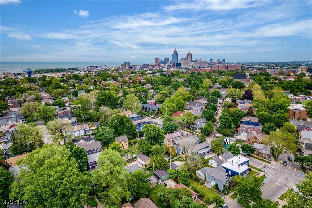 Cleveland, Ohio 44113, United States, 3 Bedrooms Bedrooms, ,1 BathroomBathrooms,Residential,Active,84798