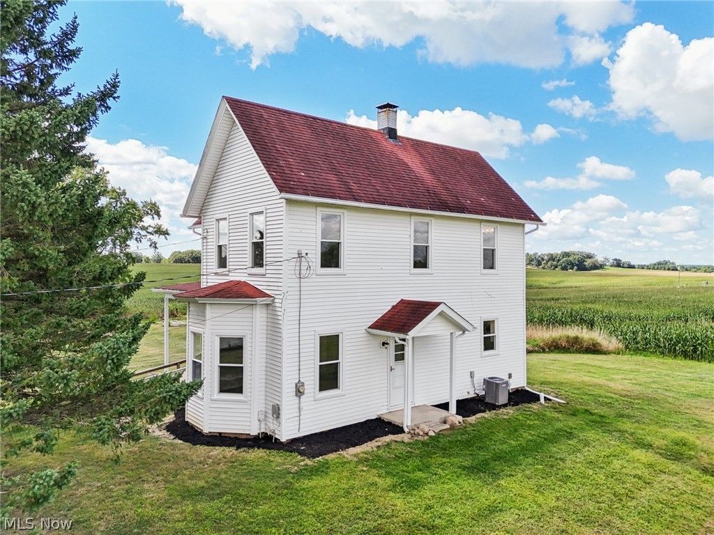 Photo of 16441 Bieri Rd Rd, Marshallville, OH 44645 (MLS # 5202188)