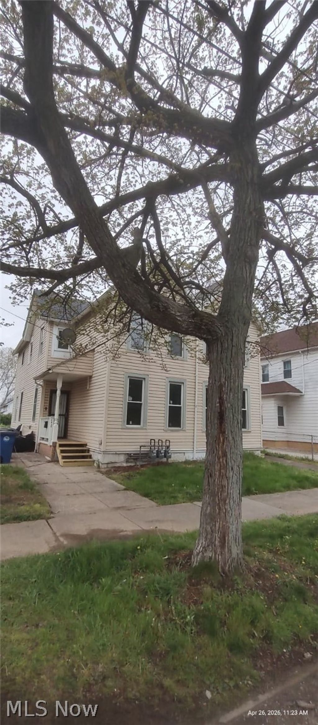 Photo of 1410 E 45th Street, Cleveland, OH 44103 (MLS # 5205282)