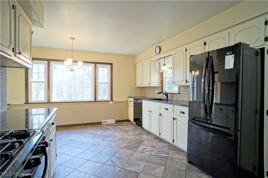 Gorge Falls - Residential