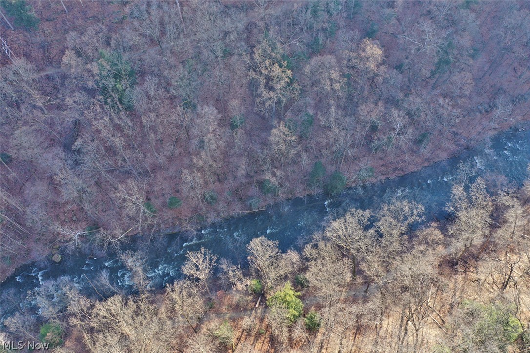 Gorge Falls - Residential