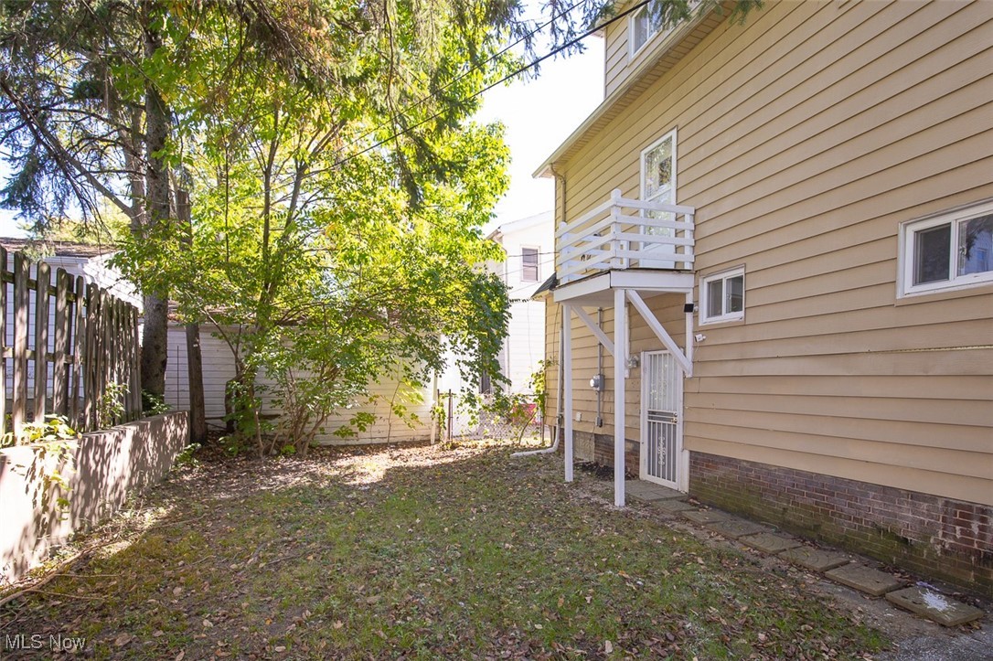 Cranwood Land Companys 02 - Residential Lease