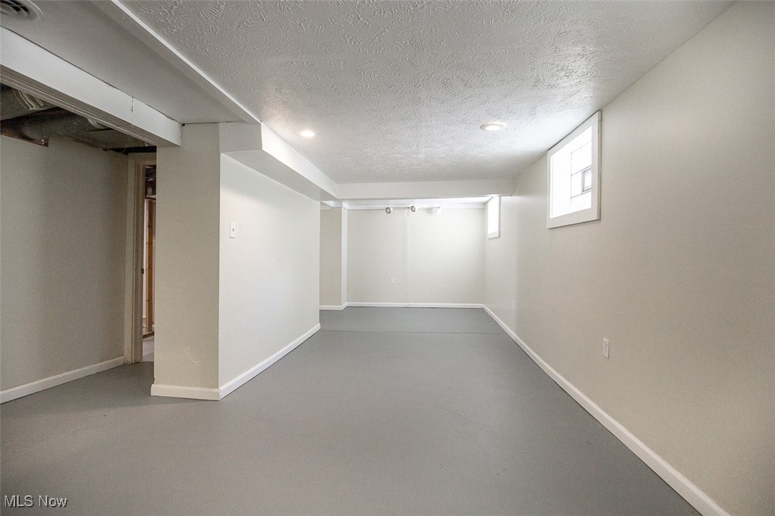 Cranwood Land Companys 02 - Residential Lease