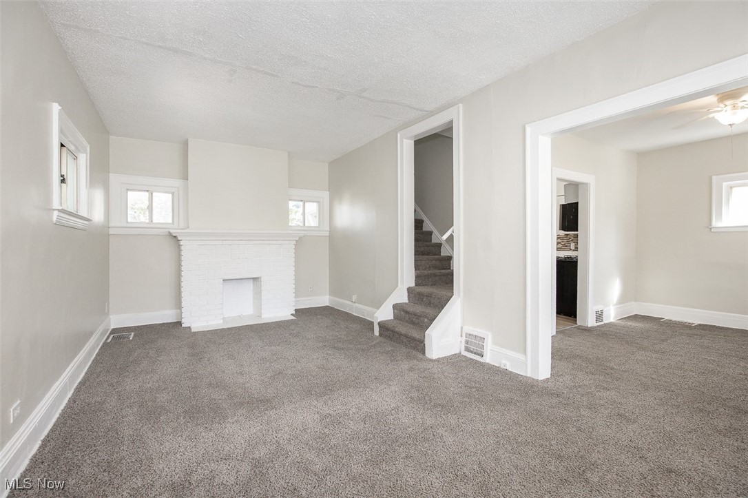 Cranwood Land Companys 02 - Residential Lease