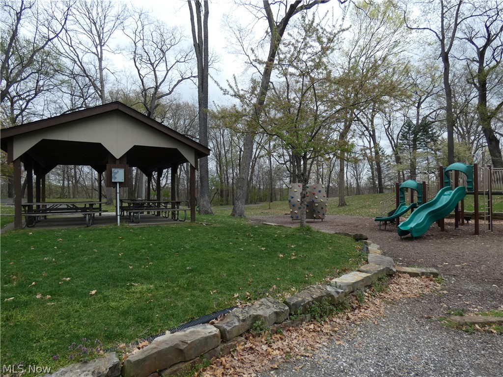 Middlebury Heights - Residential