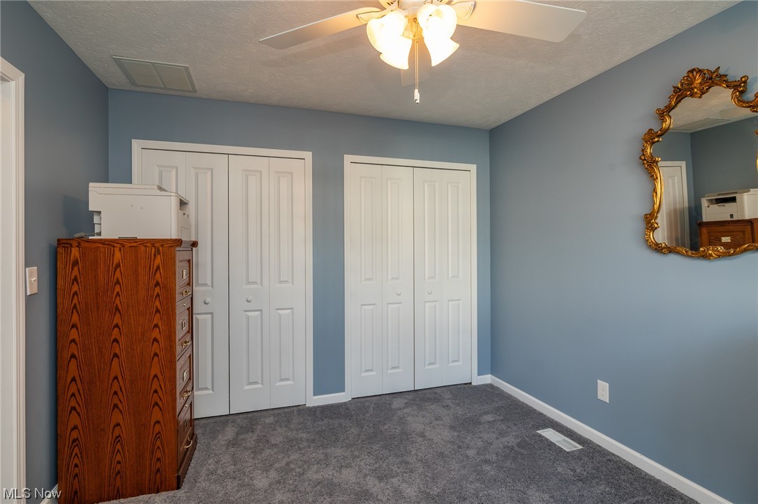 Market Square Twnhms Condo - Residential