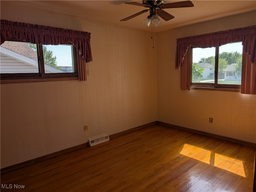 869 Bayridge Boulevard, Willowick, Ohio image 12