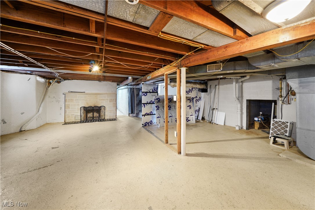 4088 Manchester Road, Akron, Ohio image 32