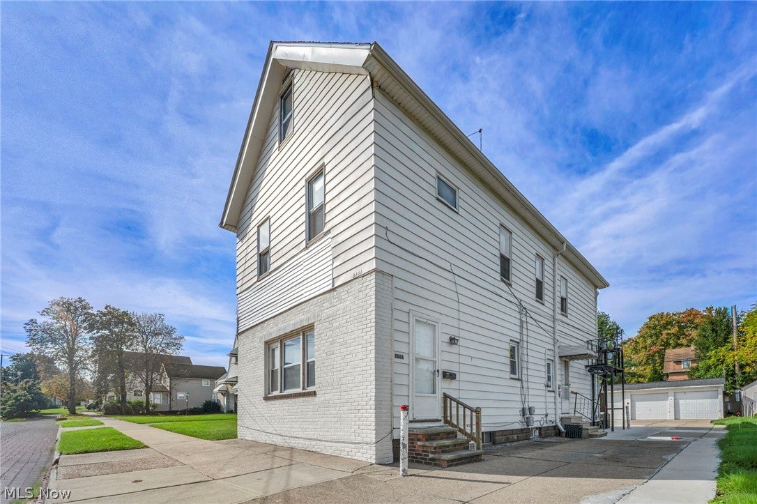 4444 W 51st Street