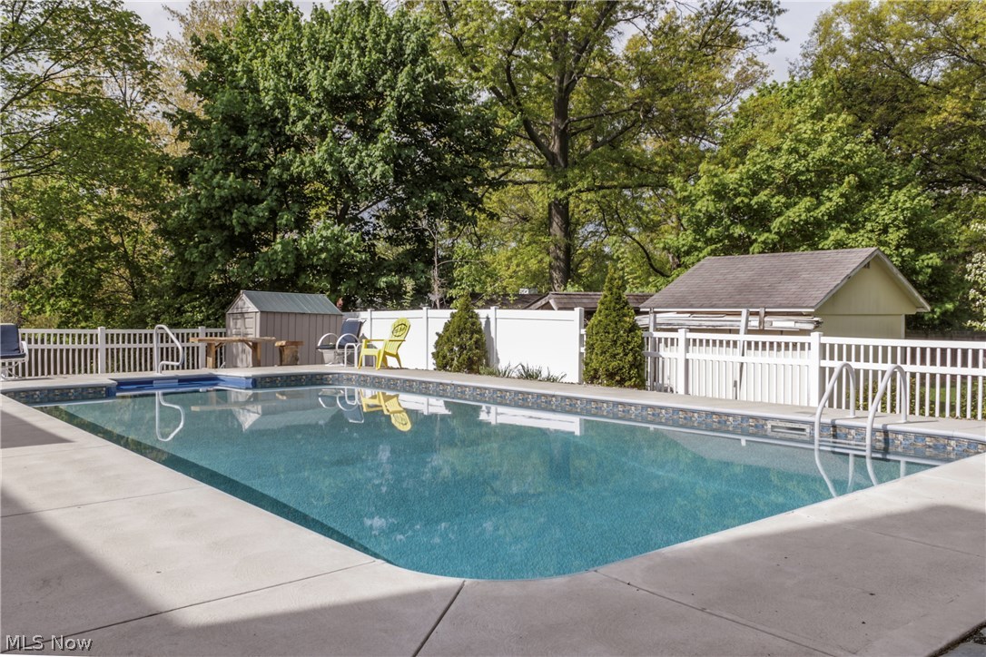 Silver Heights - Residential