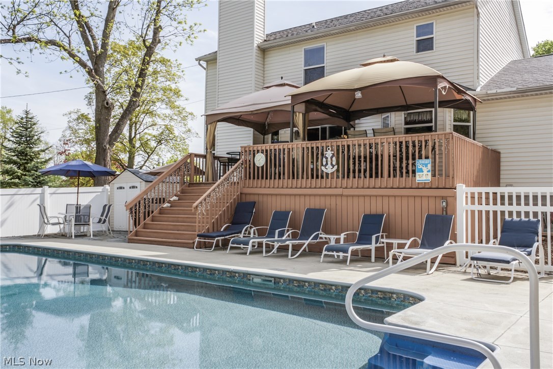 Silver Heights - Residential