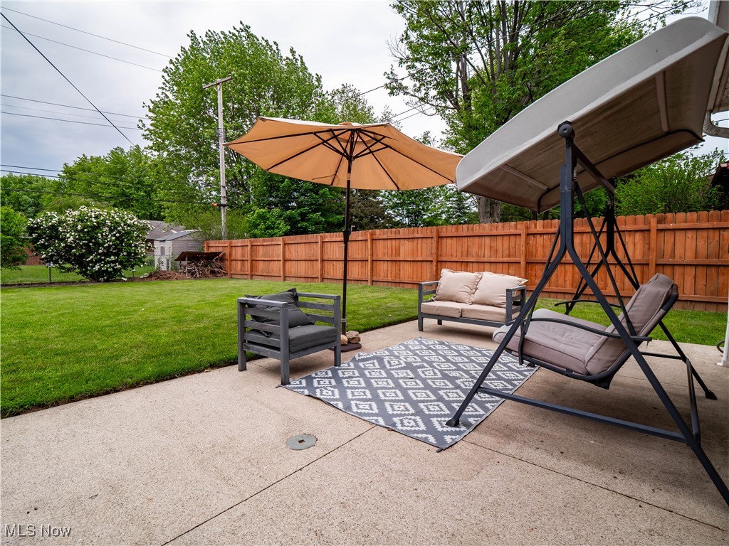 4482 Ranchview Avenue, North Olmsted, Ohio image 6