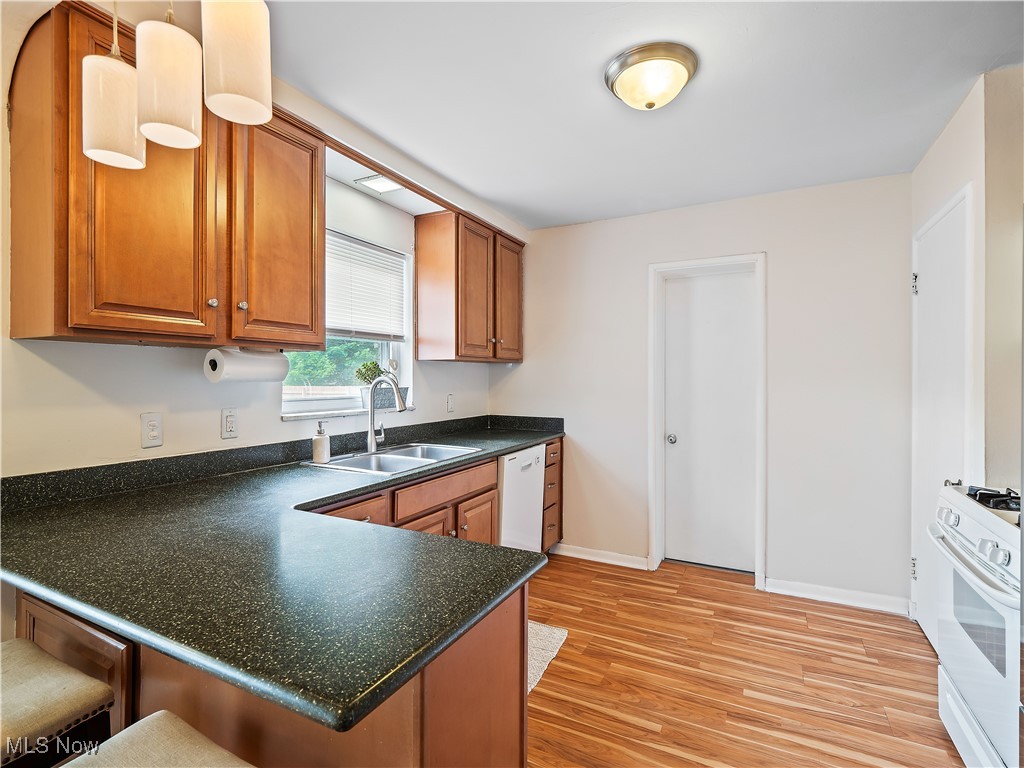 4482 Ranchview Avenue, North Olmsted, Ohio image 31