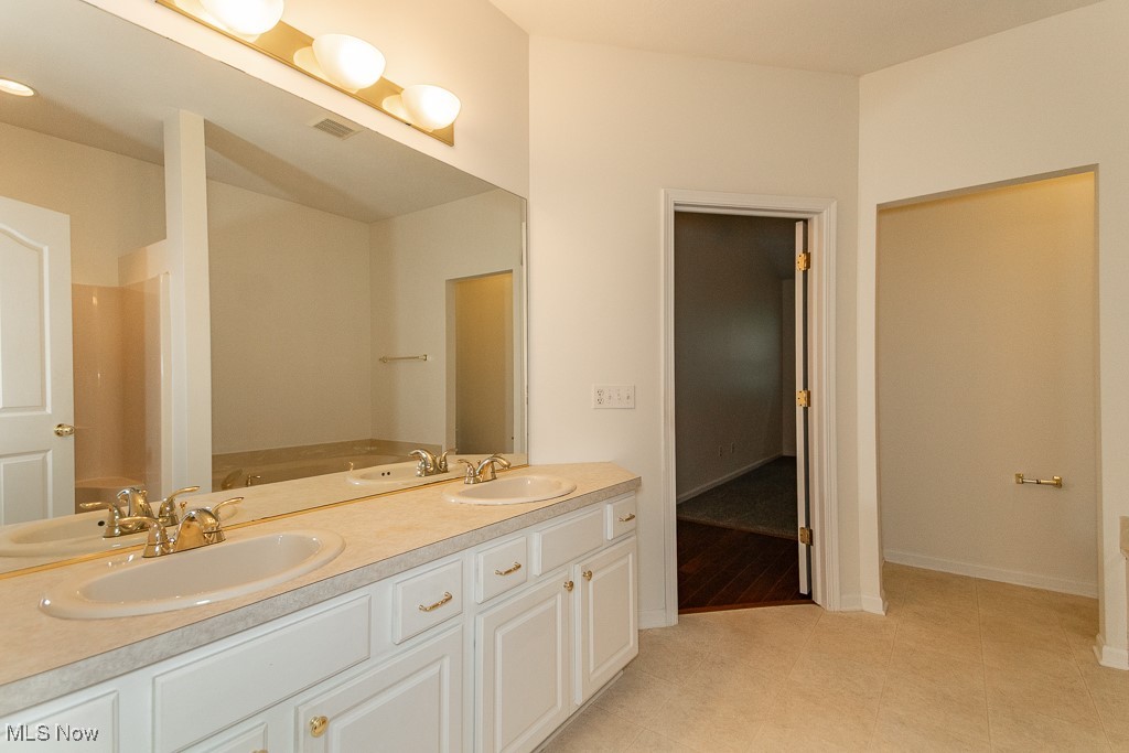 Woods/Auburn - Residential