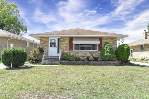 5252 E 104th Street, Garfield Heights, OH 44125 - #: 5067939