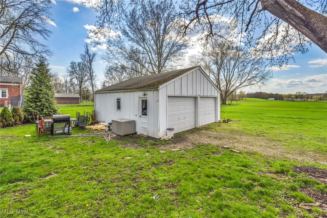 8935 S Main Street, Windham, Ohio image 35
